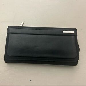 Nine & Company Black Wallet with Silver Detail Clean and in great shape